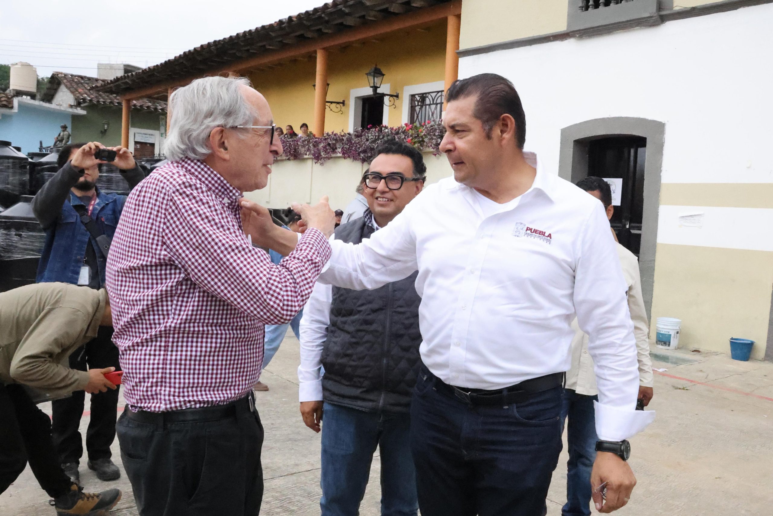 Salud federal y Gobierno estatal previenen brotes epidemiológicos en comunidades afectadas