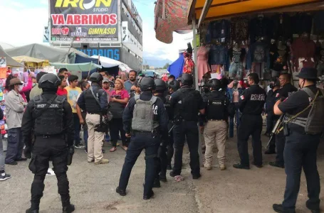 Redoblan seguridad en mercados de Puebla por fiesta de la 28 de Octubre