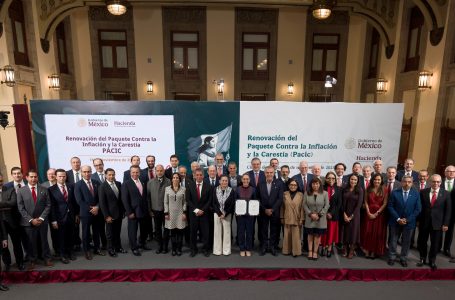 Presidenta Claudia Sheinbaum y empresarios firman renovación del PACIC para mantener la canasta básica en 910 pesos