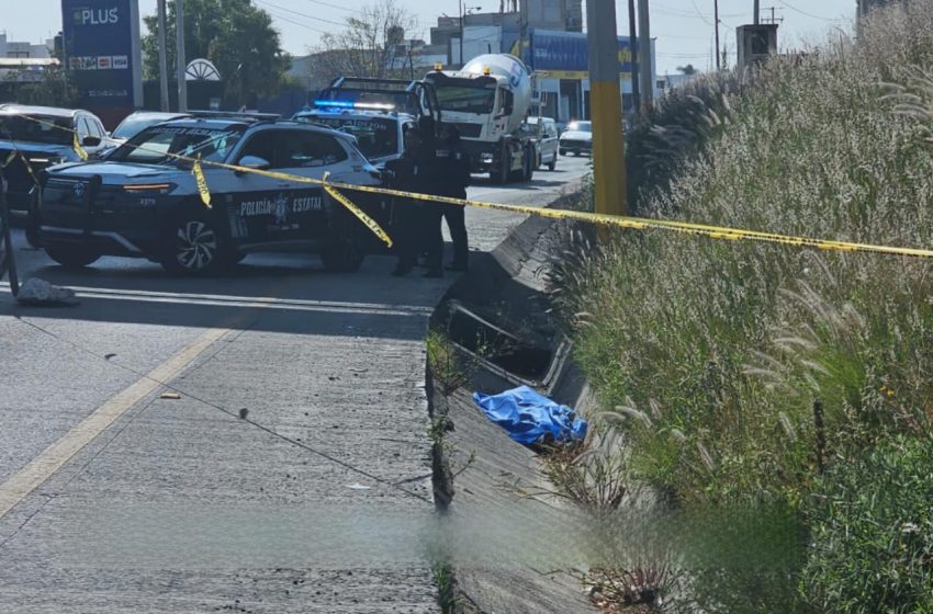 Localizan un muerto en el Periférico Ecológico de Puebla