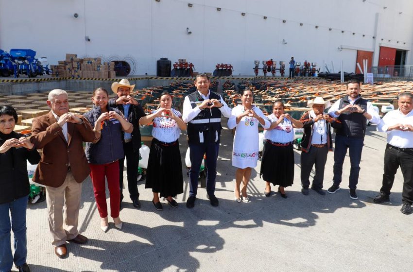 Mega entrega de apoyos al campo, acto de justicia en Puebla