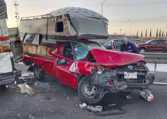 Colapsa tráfico tras fuerte accidente en la Puebla-Veracruz