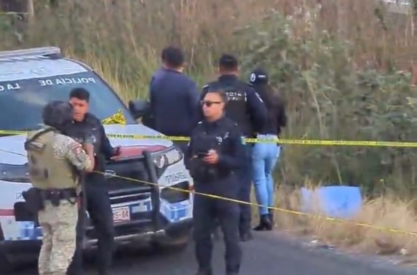 Localizan cadáver a orillas de Autopista en Puebla