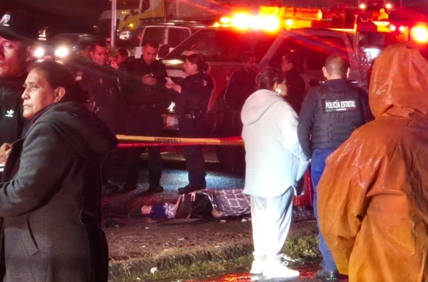 Atropellan a familia durante persecución de delincuentes en Puebla