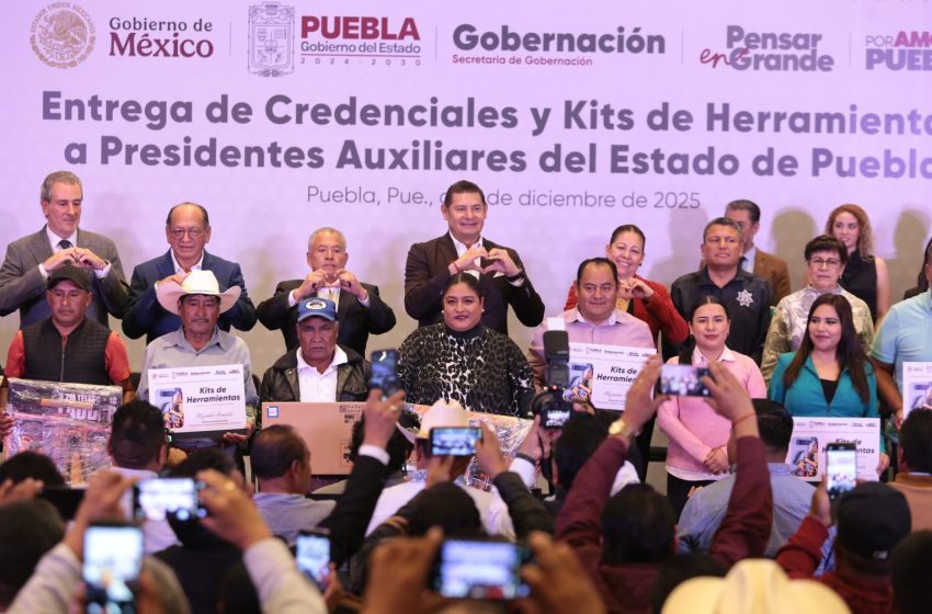 Con obra comunitaria y pavimentación, Gobierno de Puebla fortalece a juntas auxiliares