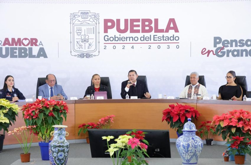 Gobierno de Puebla realizará carreteras a doble carril para conectar regiones como la Sierra Negra y la Mixteca.