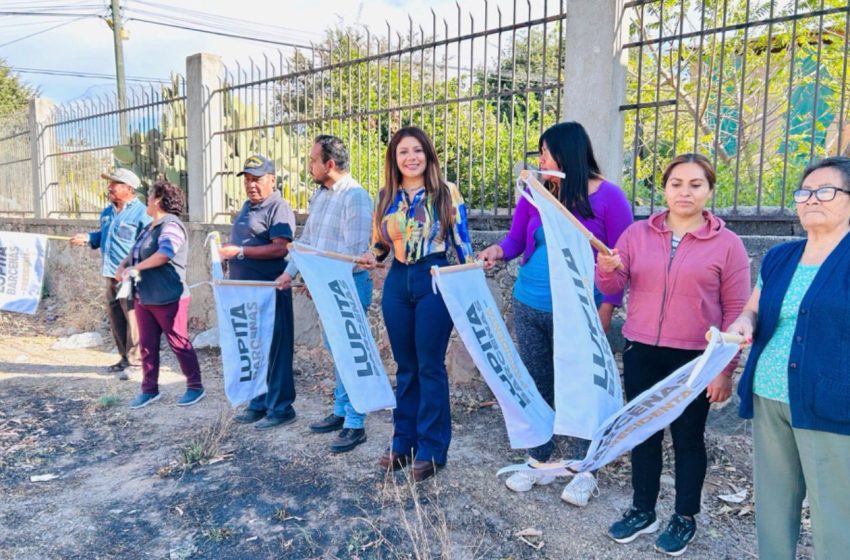 Gobierno Municipal de Acatlán apoya rehabilitación de la barranca de Temazcal