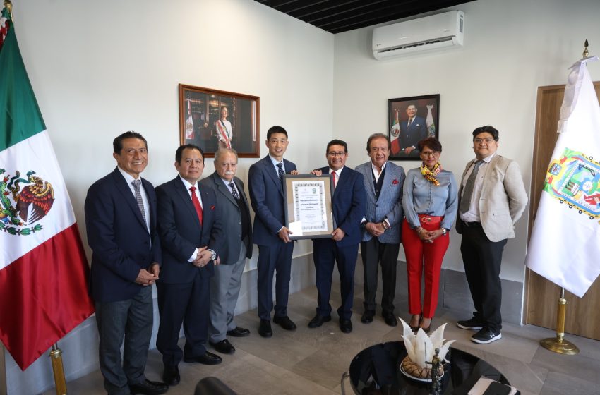 Pavel Gaspar y cónsul de China sostienen reunión de trabajo