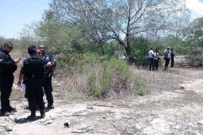 Encuentran a masculino colgado de un árbol en Tehuitzingo