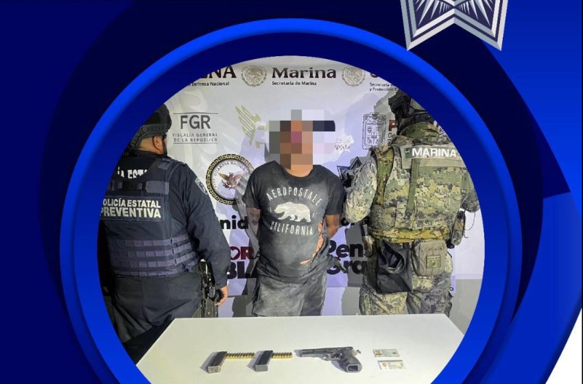 Cae sujeto armado tras intentar huir en Izúcar