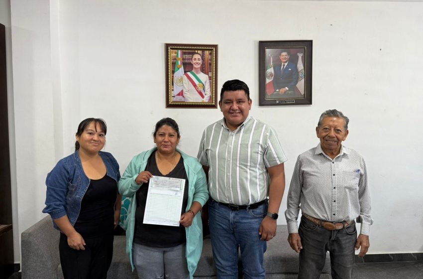 Impulsa Raúl Merino la educación y los valores desde las aulas en Epatlán