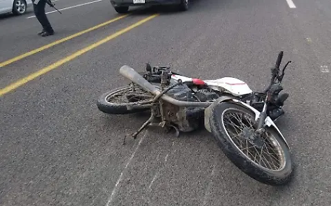 Muere tras derrape de  moto en Huaquechula