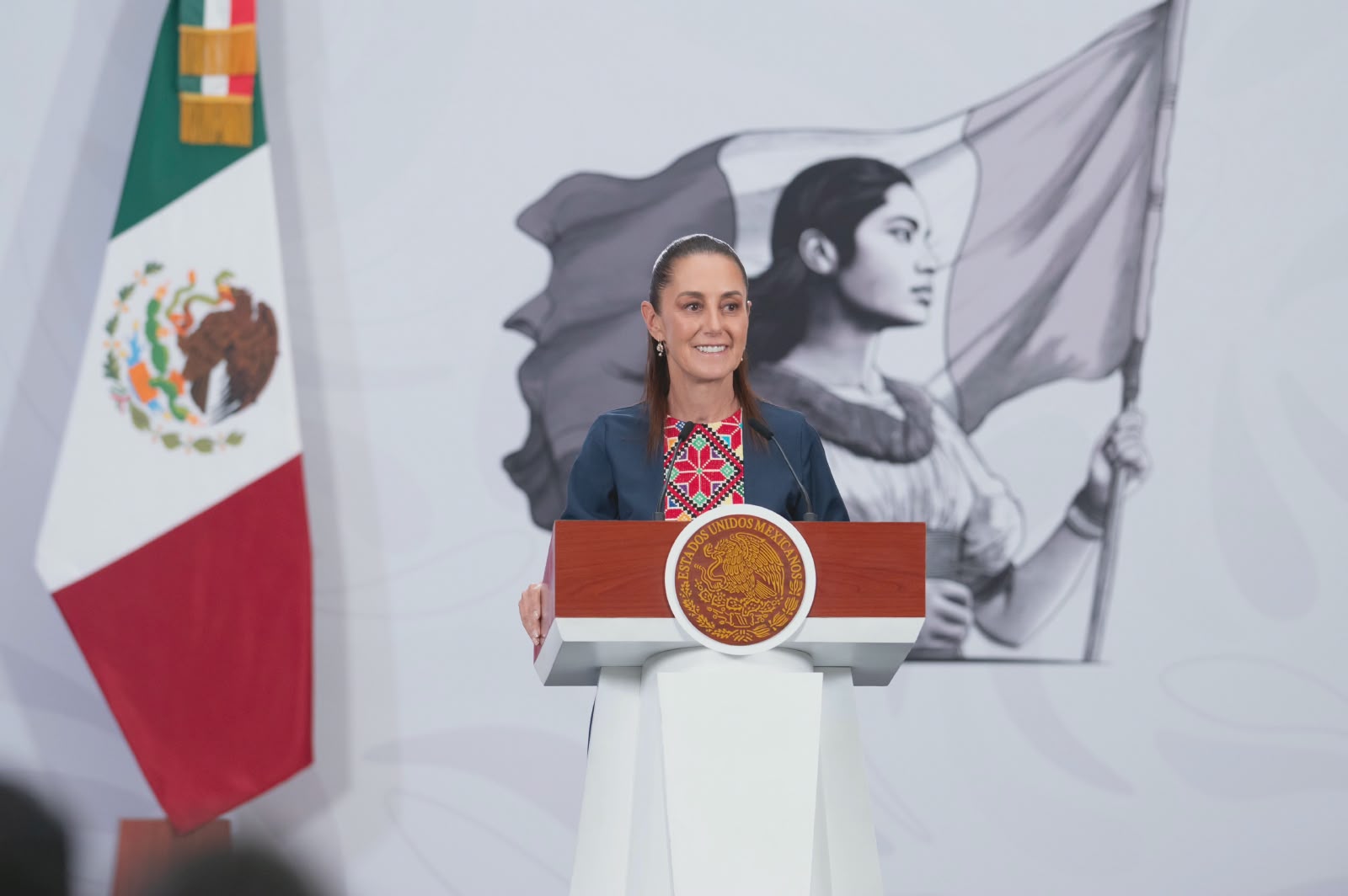 El objetivo es otorgar el derecho a la salud: Sheinbaum; semana nacional de vacunación se extenderá hasta mayo