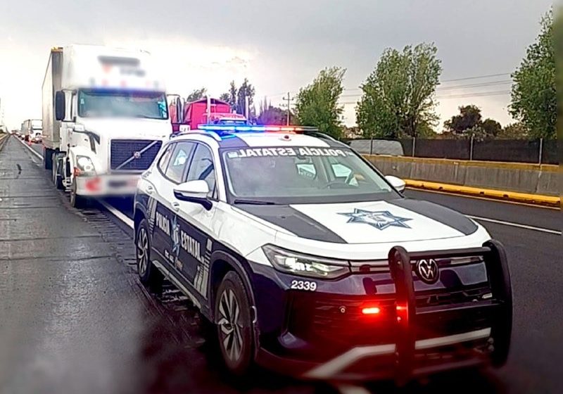 En Huejotzingo, Seguridad Pública Estatal recupera tractocamión robado