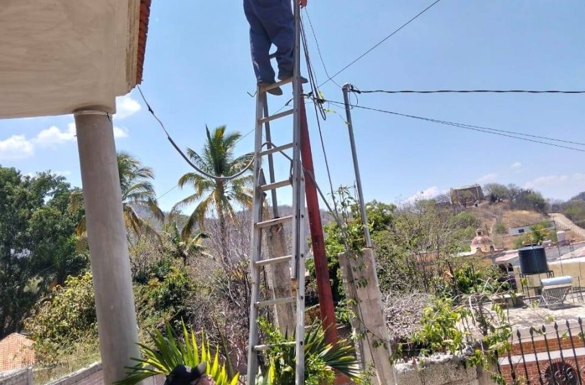 Mejoran alumbrado público en Chinantla