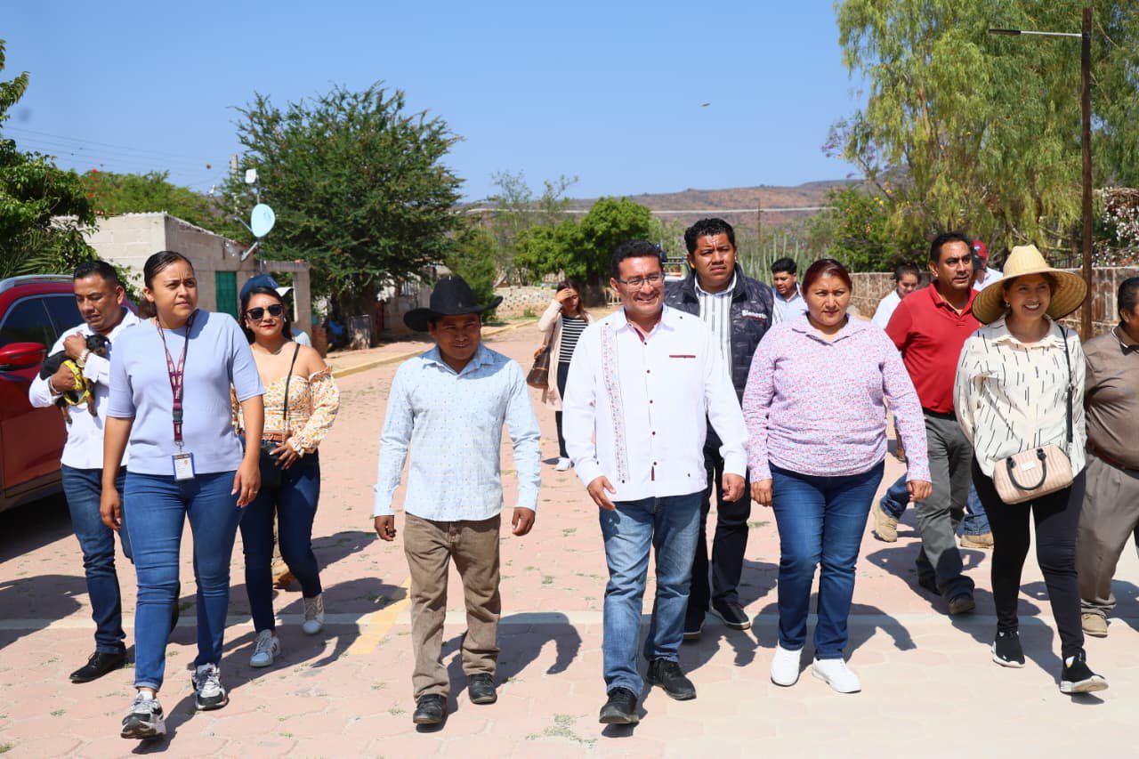 Impulsa Pável Gaspar más proyectos en la mixteca