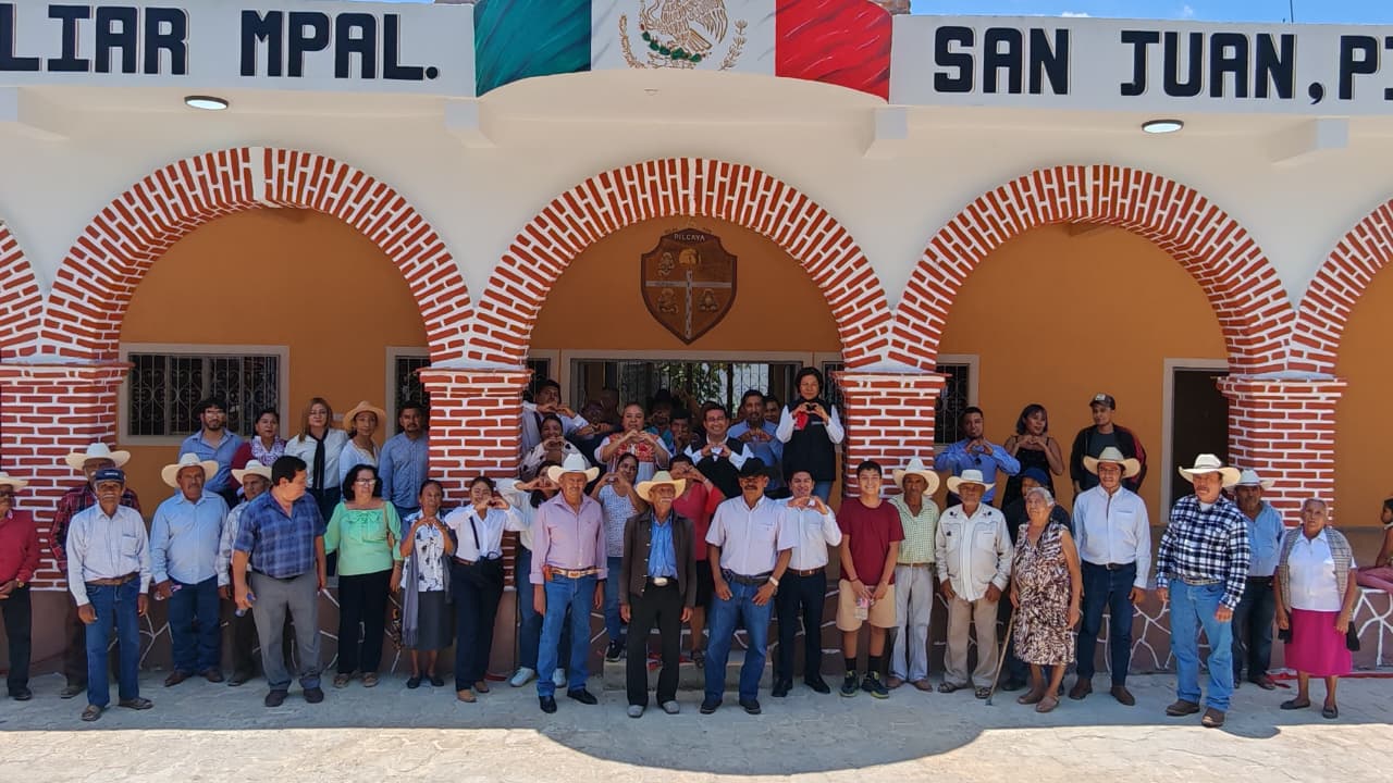 “Legislar es servir y responderle a la gente”, afirmó Pável Gaspar en recorrido por la Mixteca poblana