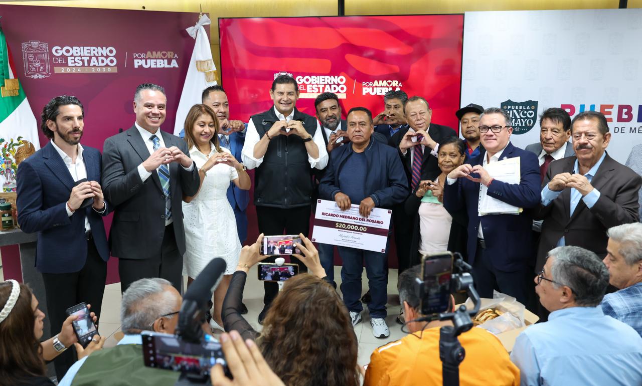 Anuncia Armenta obra comunitaria para migrantes poblanos