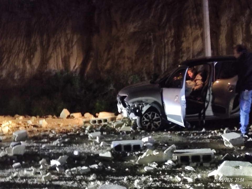 Aparatoso choque en Atlixco deja heridos y cuantiosos daños materiales