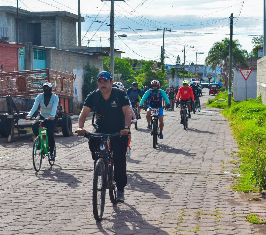 Promueve Huaquechula sus atractivos turísticos con rodada ciclista