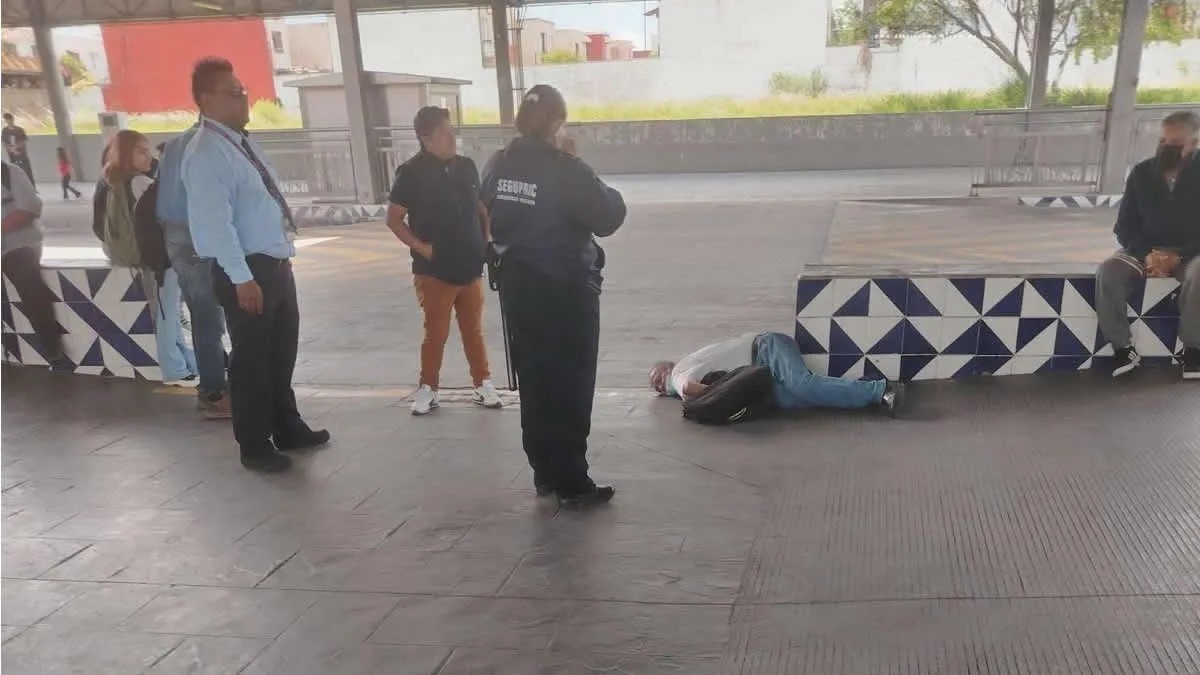 Hombre muere tras infarto en estación Margaritas de la Línea 2 del RUTA
