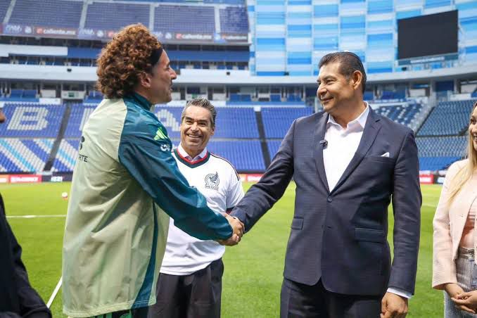 Burócratas de Puebla no tendrán descanso por el mundial, alumnos  posiblemente: Armenta