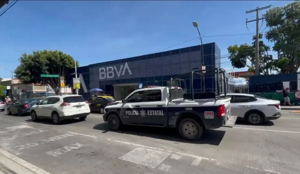 Asaltan a cuentahabiente tras retirar 200 mil pesos en Puebla
