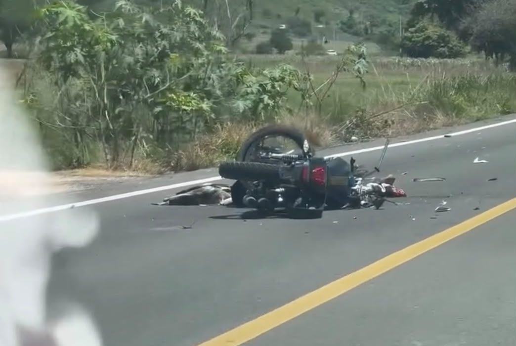 Tras choque con un tráiler, Marvin perdió la vida en la Izúcar – Cuautla
